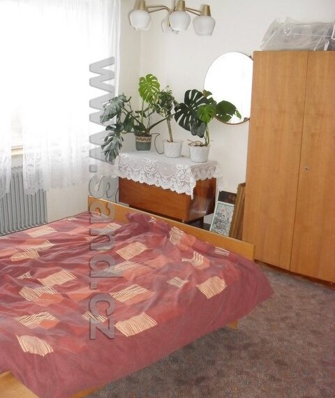 hl SDC17000
